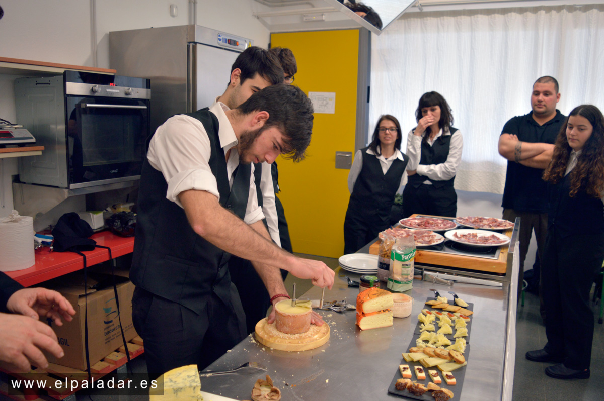 tabla de quesos, girolle, tete de moine, el paladar