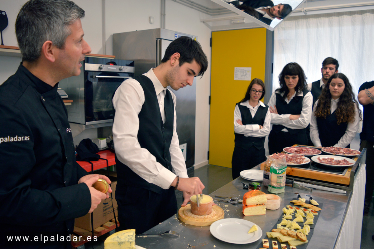 tabla de quesos, girolle, tete de moine, el paladar