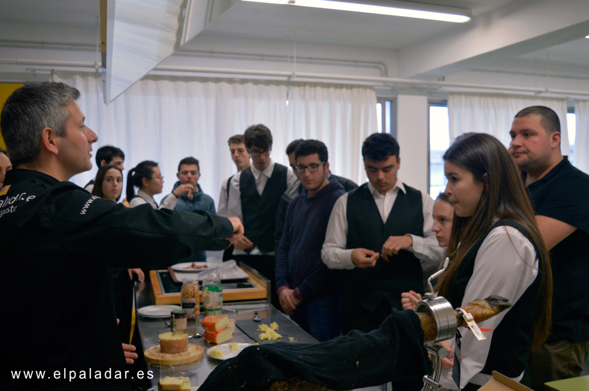 tabla de quesos, girolle, tete de moine, el paladar