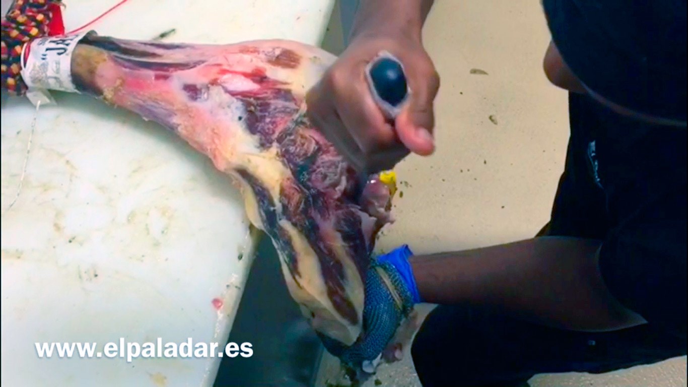 Cómo deshuesar una paleta ibérica