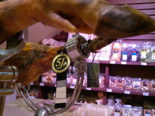 CURIOSIDADES DEL JAMÓN CURIOSIDADES DEL JAMÓN