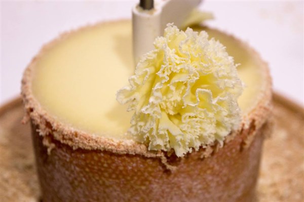 Post: Curiosidades Tête de Moine, flores de queso con la máquina girolle