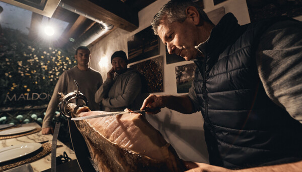 Post: Curiosidades Jamón de Bellota 100% Ibérico Maldonado: Tradición y Exquisitez Gourmet