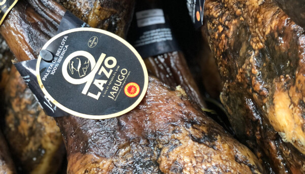 Post: Curiosidades Paleta de Bellota 100% Ibérica Lazo: Tradición y Sabor de Jabugo