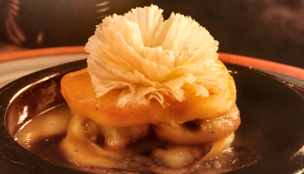 Post: Recetas Sopa de manzanas, butifarra de perol y queso Tête de Moine al aguardiente de sidra