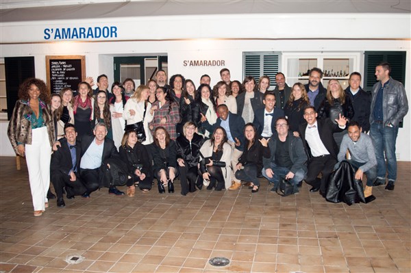 Un año más celebrando la cena de empresa con toda la familia de El Paladar