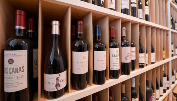 Vinos de España: Un Viaje por sus Denominaciones de Origen