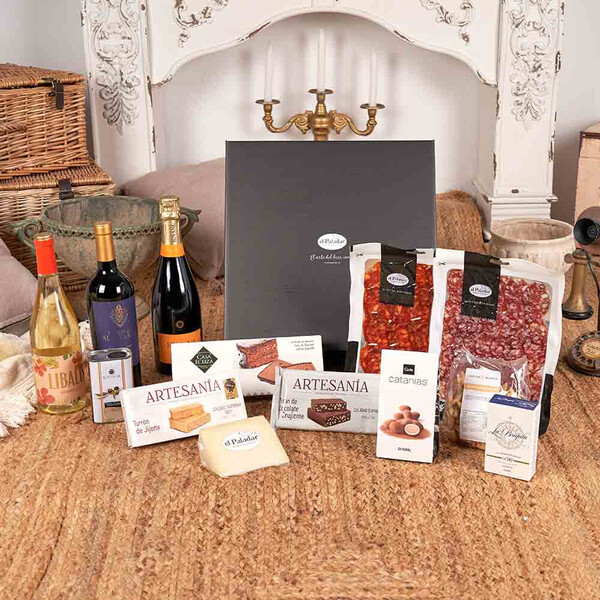 Lotto Aziendale 110-25 — cava, vini, salumi, formaggio & dolci