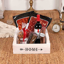 Lote Gour 020-25 — vino, jamón, longaniza, chorizo y dulces