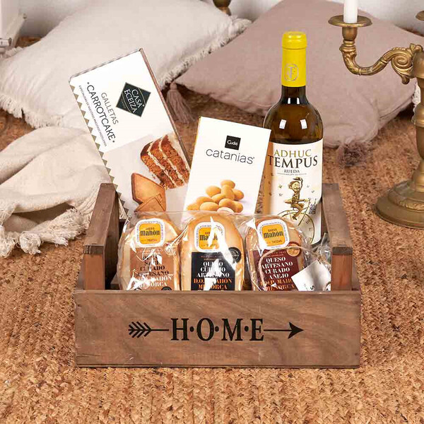 Lote Gour 030-25 — vino verdejo, quesos, catànies y dulces