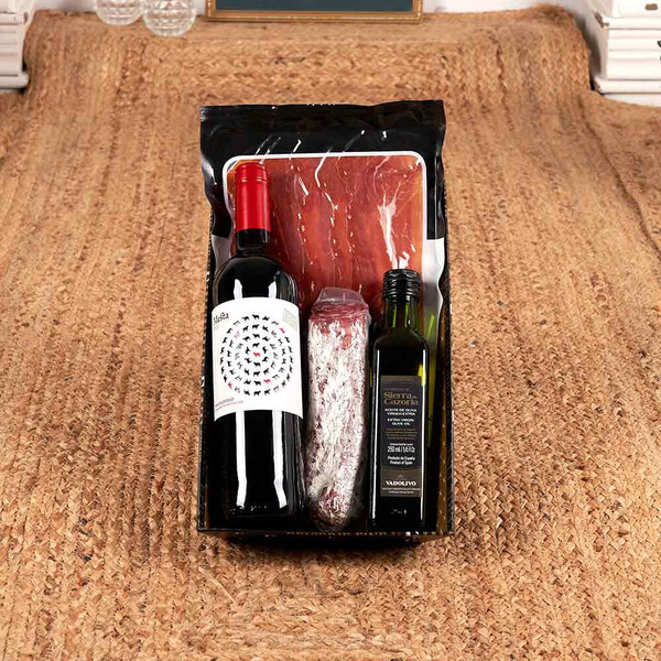 Gourmet Lot DT 008‑25 — wine, ham & premium oil